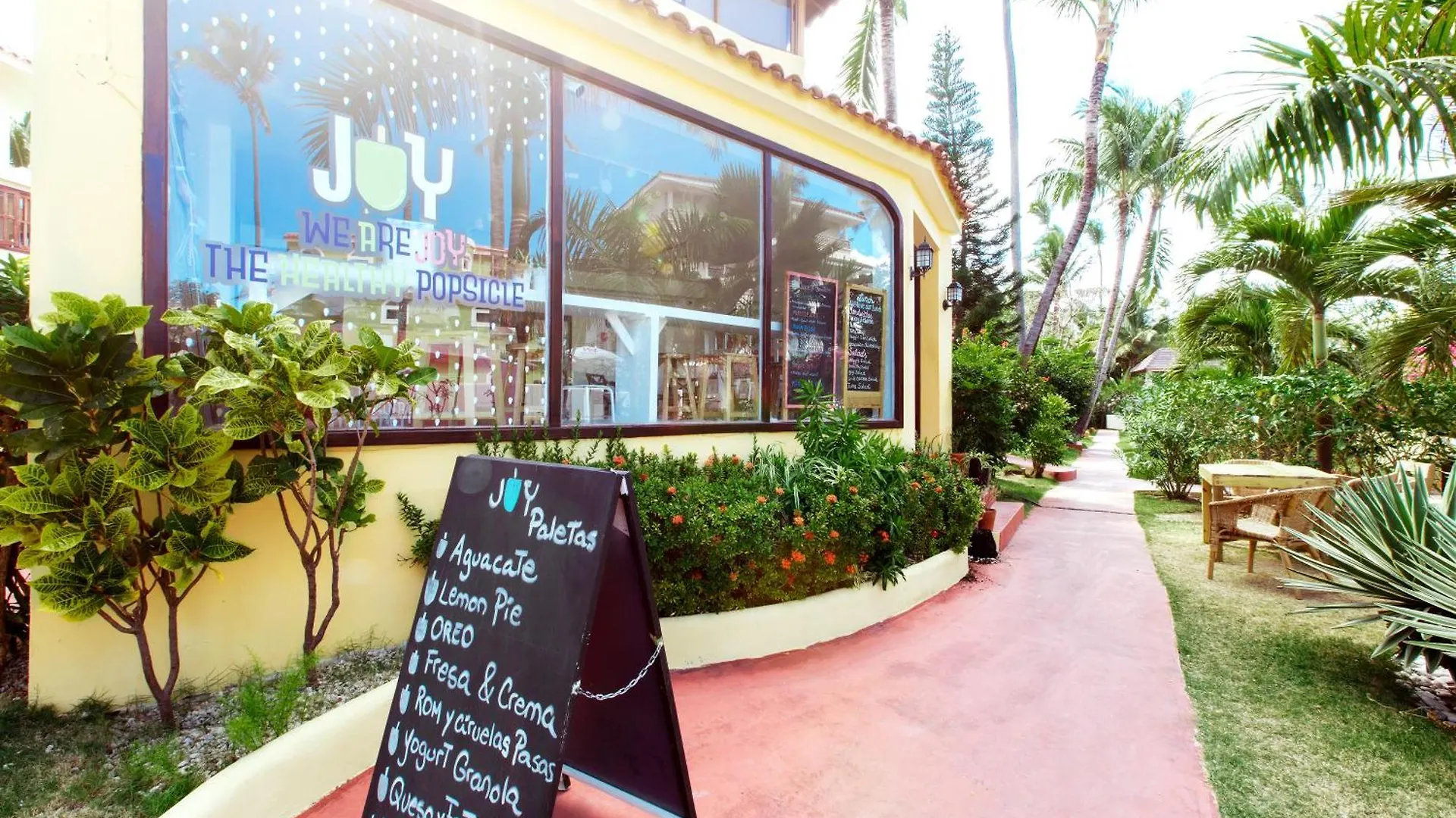 Dukassi Suites Rooftop Pool - Beach Club And Spa - Playa Los Corales Punta Cana Hotel