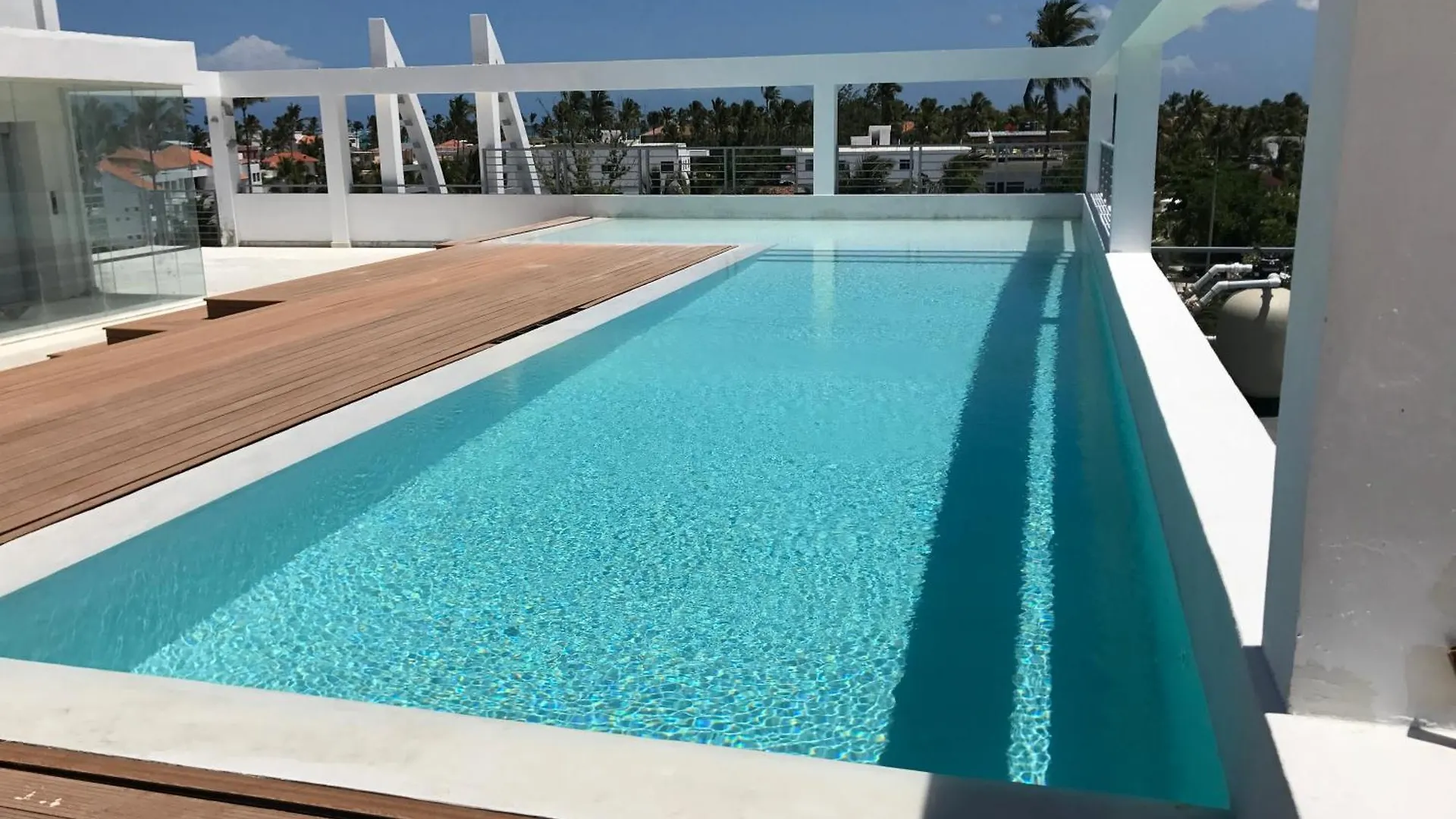 Dukassi Suites Rooftop Pool - Beach Club And Spa - Playa Los Corales Punta Cana Hotel